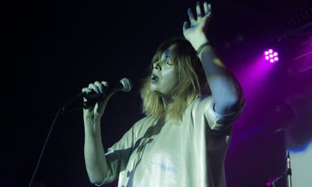 Weaver performing in London in 2015.