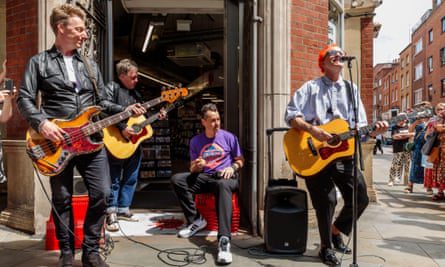 Relationships are important … Travis are another band that stage in-store performances, here outside Fopp record shop, London