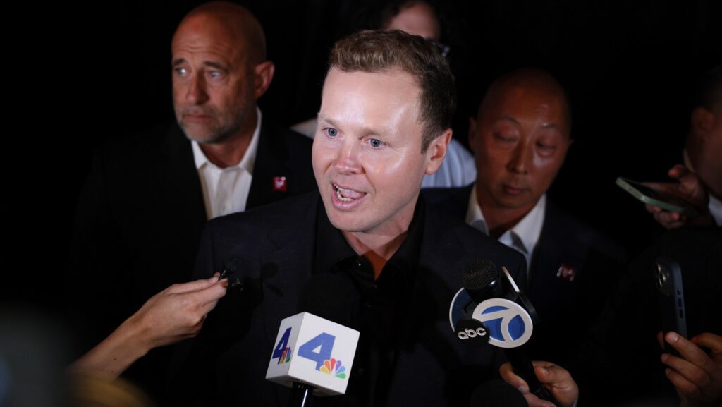 MAGA Outrage Mounts as Spencer Pratt Trails in L.A. Mayoral Race