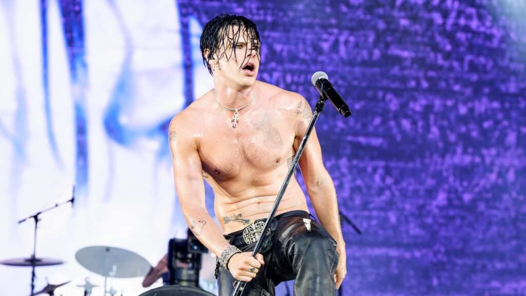 Yungblud Receives Outpouring of Support After Addressing 'Industry Plant' Claims