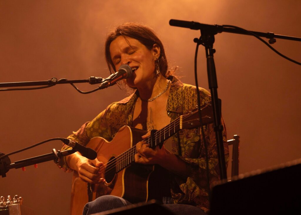 Big Thief Debuts New Triple Album 'Horsepower' at Ryman Auditorium